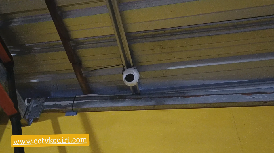 <p>Apa yang dilakukan dalam pembenahan dan pemasangan ulang CCTV Hillok? Pembenahan dan pemasangan ulang CCTV Hilook adalah proses menata ulang sistem keamanan yang sudah ada agar kembali bekerja secara optimal. Fokus utamanya bukan sekedar mennyalakan kamera, tetapi memastikan seluruh rangka-kamera, kabel, DVR/NVR, dan jaringan-bekerja selaras.</p>
