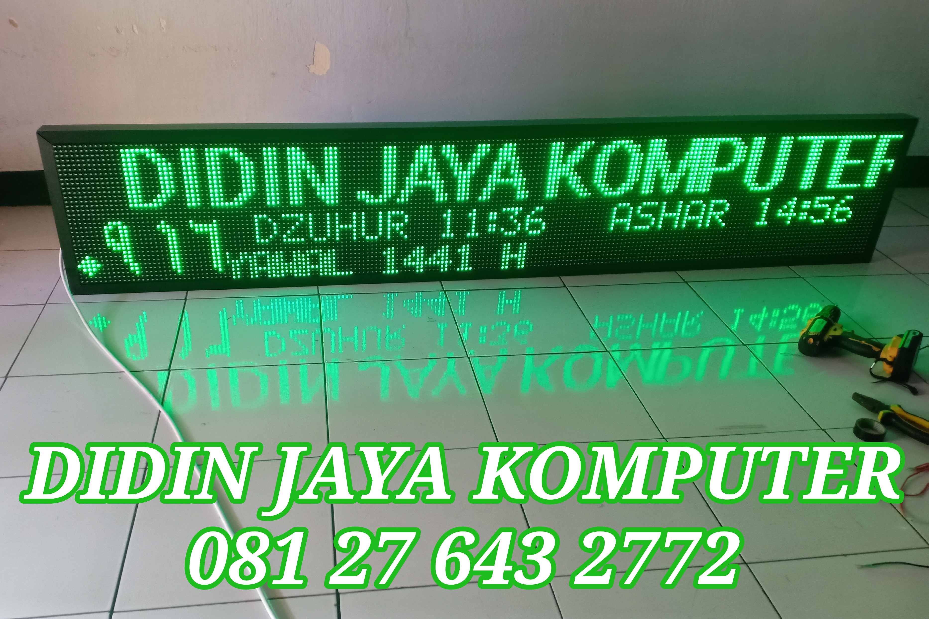 Running text jadwal sholat dengan strip atas running led dan bawah jadwal sholat untuk masjid Al Mahrusiyah Lirboyo 3 Kediri. Dengan warna hijau yang memukau membuat masjid menjadi lebih nyaman dan indah.