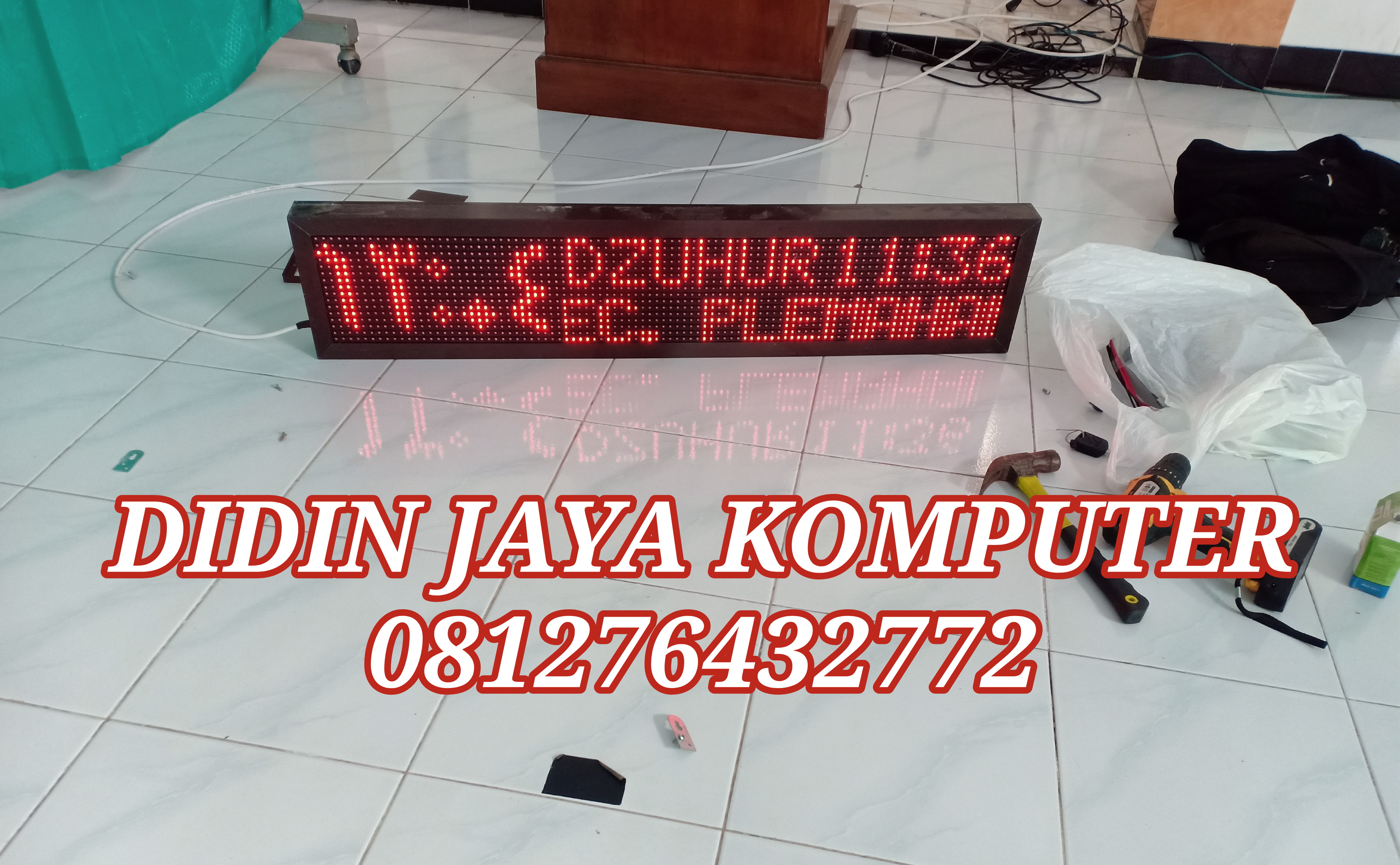 Running text jadwal sholat led digital servis untuk masjid Plemahan dengan panjang 20-100cm warna merah outdoor dan tahan air. Dengan dilengkapi jadwal sholat otomatis dan memberikan banyak manfaat kepada anda yang menginginkan masjidnya lebih bagus.