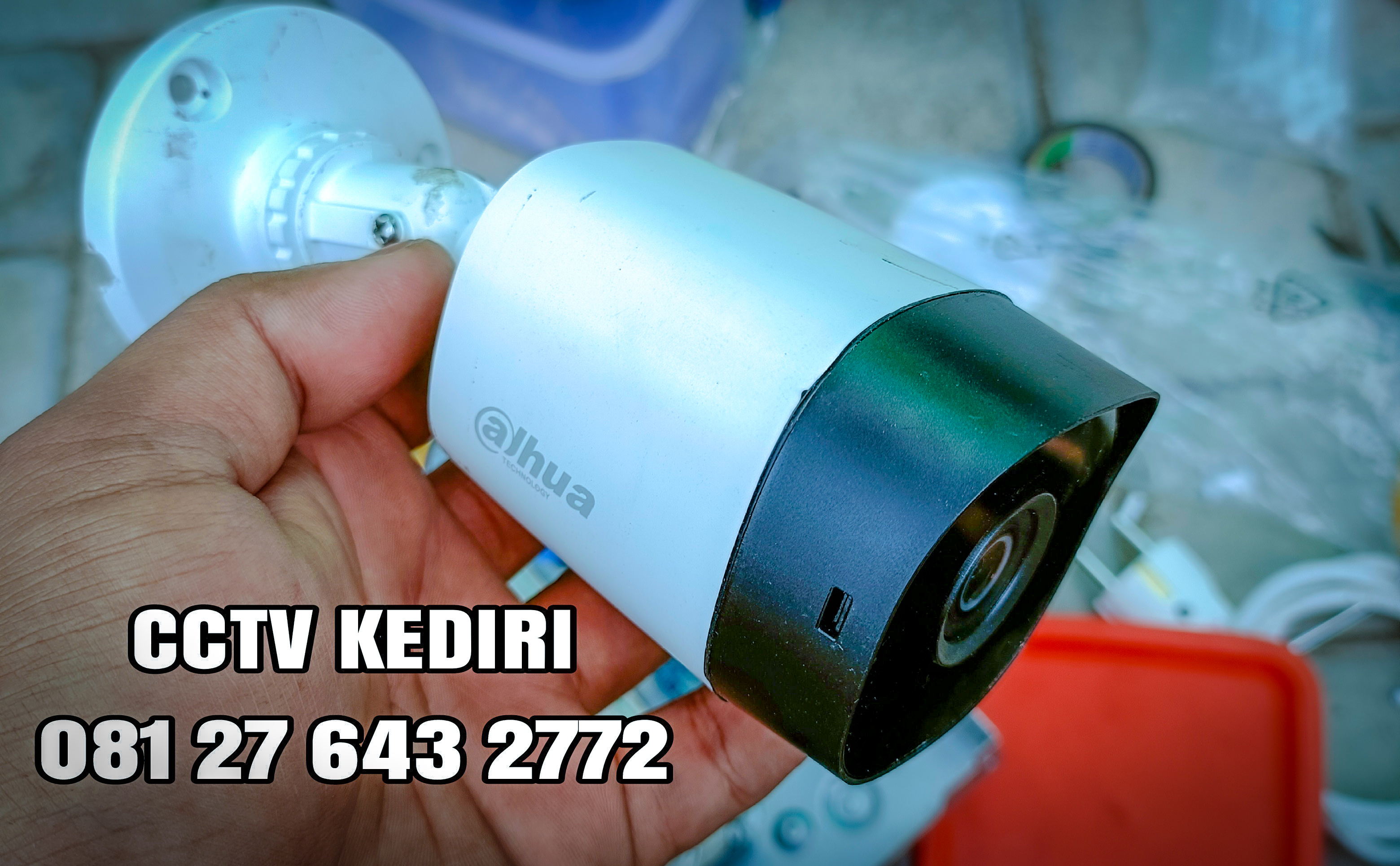 <p>Pemasangan cctv di Sukorame kota Kediri membutuhkan 2 kamera yang dapat mengamankan lokasi karena banyak maling yang mengambil barang berharga milik tuan rumah. Sehingga CCTV sangat berguna untuk setiap rumah yang terpasangkan.</p>